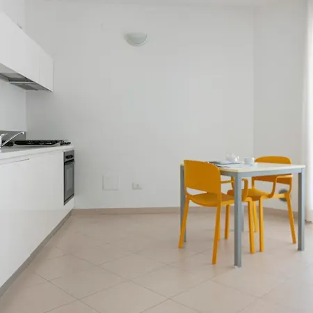 Residenza Excelsior - Bilocali Piano Terra Apartment Marina Di Montenero Exterior photo
