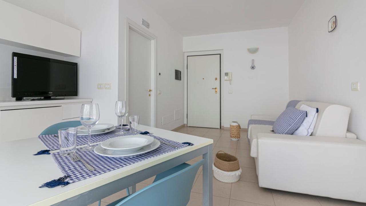 Residenza Excelsior - Bilocali Piano Terra Apartment Marina Di Montenero